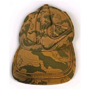 Quicksilver Camo Adult Unisex Fitted Hat 7 3/8‎ Raised Embroided Logo Cotton